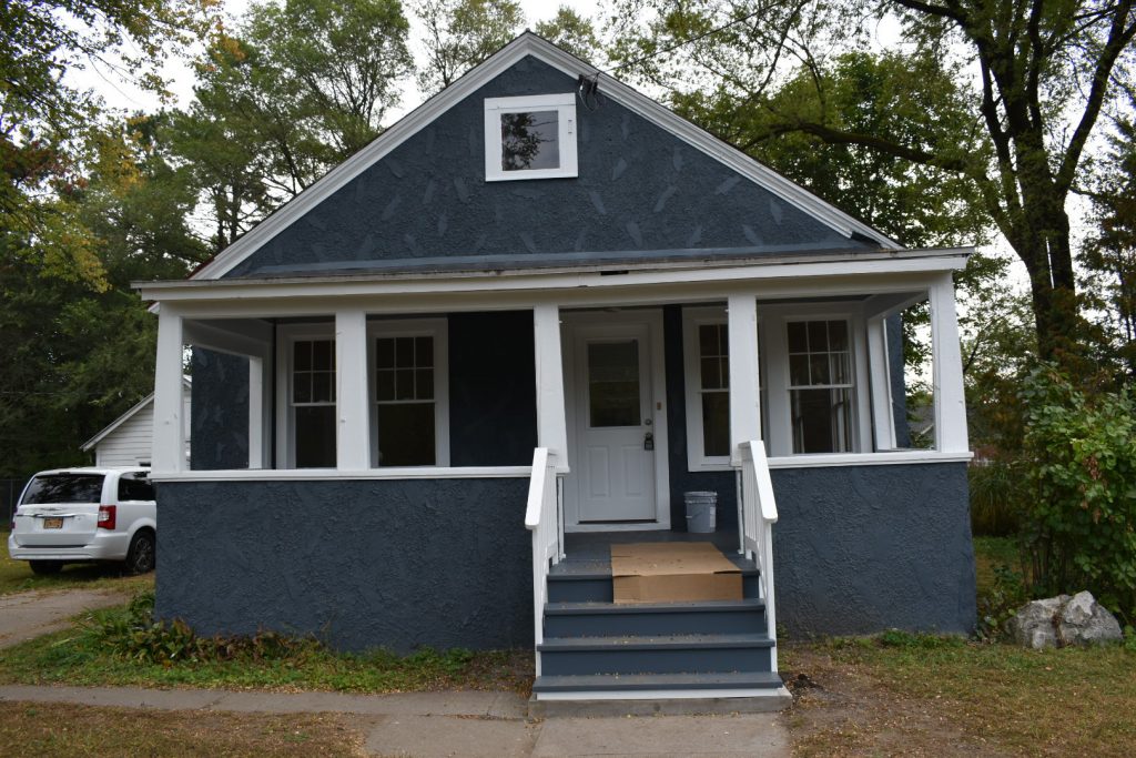 Paint a Stucco House